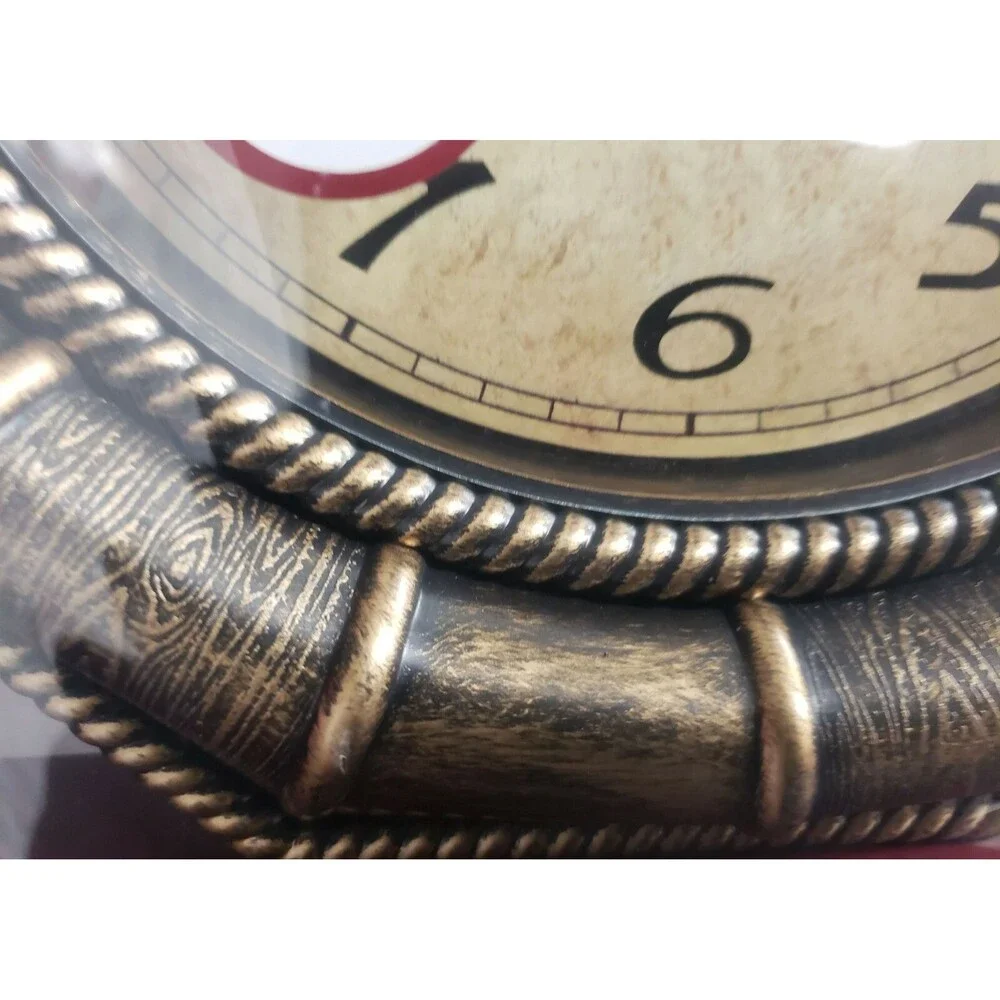 Plastic Decorative Wall Clock, 12